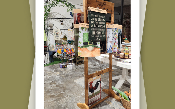 Happy Planet Gifts is a one-stop shop for Everyone on Your List by HAPPY PLANET GIFTS