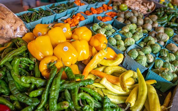 Messages on hold help produce distributors  by Informer Messages on hold