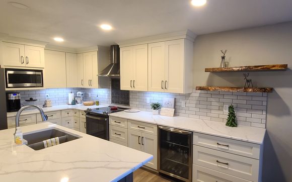 Cabinets & Countertops by Evolved Home Improvements