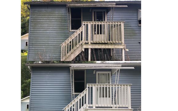 House Washing by D-TAILING Mobile Pressure Washing