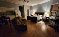 Group Discounts by Acorn Hill Lodge