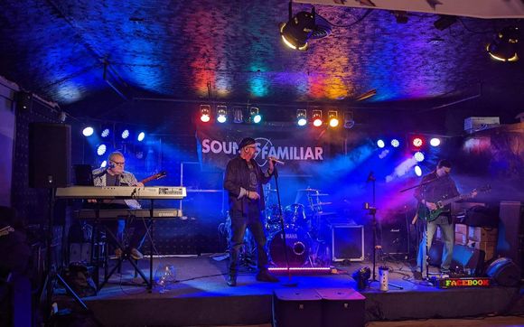 Corporate Indoor and Outdoor Live Music by Sounds Familiar Band