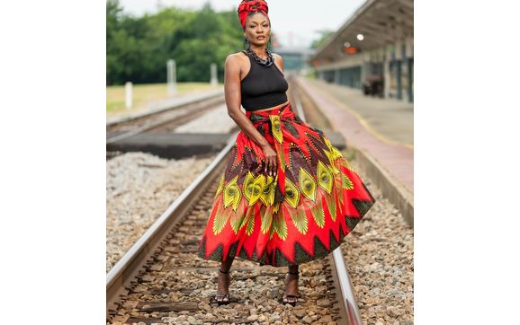Editorial Modeling by Waltisa
