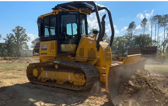 Land clearing, dirt work, demolition, drainage, house pads etc by Rehco Construction Services