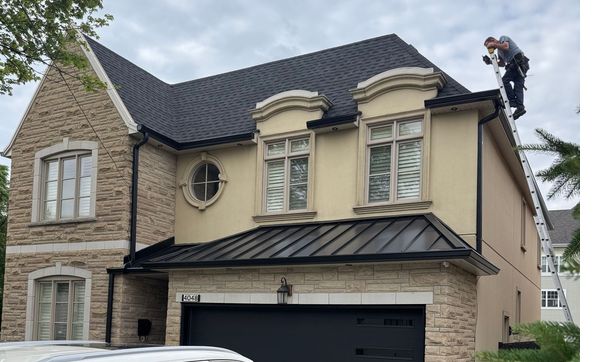 Downspout Installation by Home Pro Aluminum inc.