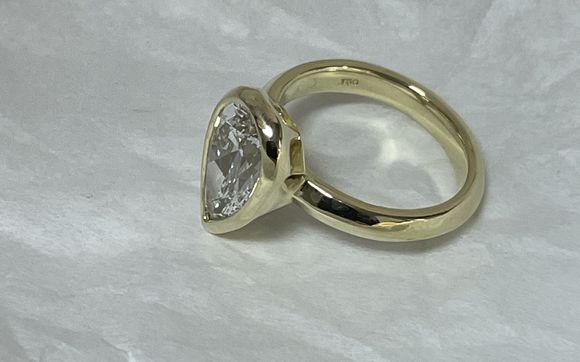 Custom made ring by Luan Fine Jewelers
