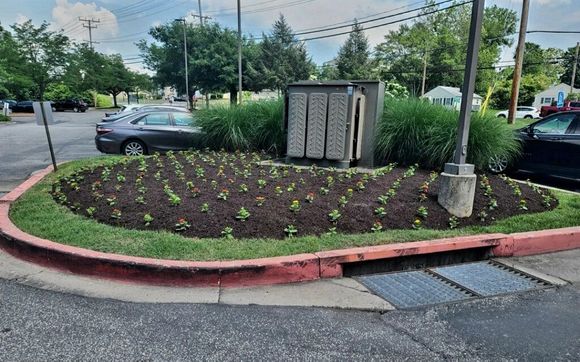 Mulching by Riverview Landscaping, LLC