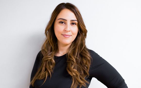 Headshot Photography by Rosy Lens Photography