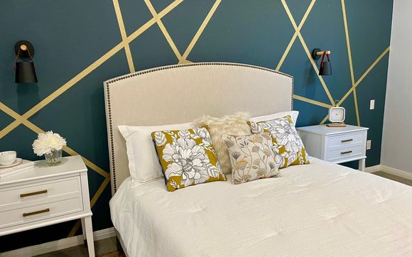 Occupied Home Staging $200 - CONSULTATION AND STAGING REPORT by Interiors By Micka Home Staging