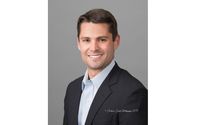 Professional Head Shots by Constance Sanders Photography