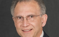 Phone Sales Closer by Strategic Sales Advisor