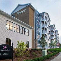 Independent Senior Living  by Magnolia by the Lakes