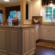Bathroom and Kitchen Design by International Tile & Custom Interiors