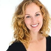 Professional Headshots by Front Room Studios