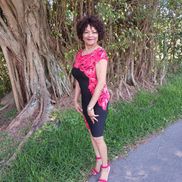 Lenora Robinson P.A. from United Realty Group Inc