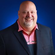 Matthew Olivari from Gulf Islands Promotion