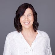 Kathy Karneth, 2025 Tempe Local Business Person from Sangha Healing