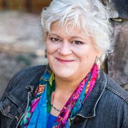 Sherri Danzig from Choosing Vibrancy