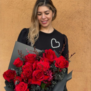 Talia Ofier from Desert Rose Florist