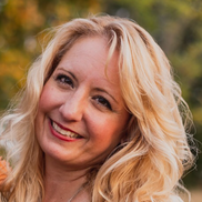 Dawn Michelle Schweiker from Guild Mortgage Company