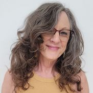 Kymberly Akouris, MA, MBA, ACC from Esteemed Coaching & Consulting