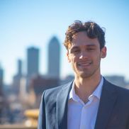 Samuele Rhys Davis from BridgeLink Management 