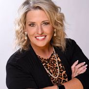Lori McCaskey from McCaskey & Townsend Team
