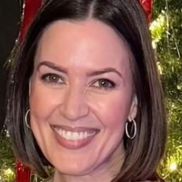 Raquel Santos from The Skinergist