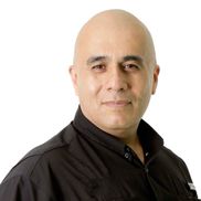 Julian Gomez from Viva cabinets llc