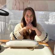 Stephanie Symonds Turner from Fern & Hazel Permanent Jewelry