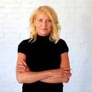 Suzannah Barrie from BarrieBeau Herb Farm