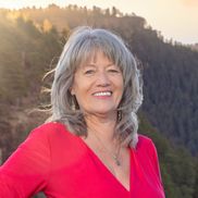 Elaine K. Harding from Elaine K. Harding, Genius By Design Coach & Feng Shui Consultant