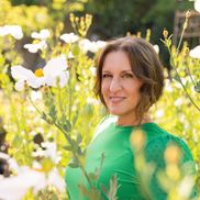 Leanne Elliott from Living Wellness Reiki