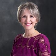 Holly Nunez from Success Headway - Digital Marketing Solutions