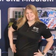 Me'lanie' Munusami from G-FORCE Parking Lot Striping of Tampa