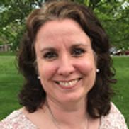 Cari Kelley from Cari Me Away Travels