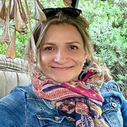 Vessy Smith from Vessy Travel LLC