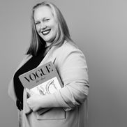 Amanda Van Meter Burch from Avy Productions - Portrait and Branding Photography