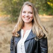Amy Kinvig from Easy Breezy Mortgages Inc.  Broker Squared Paragon