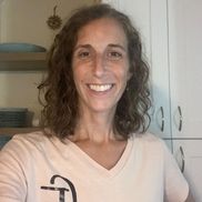 Rebecca Peterman from Comfortably Free Organizing
