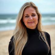 Kelley Jacobs from Quinntopia Travel LLC