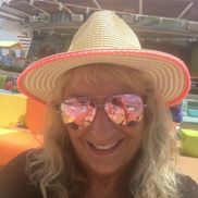 Susan Zazo from Z UNIQUE TRAVELS