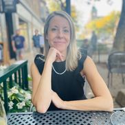 Jenny Campbell from Elevate Her Travel