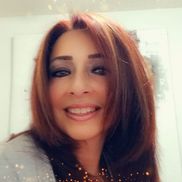 Elvia Lugo from Holistic Mind & Beauty