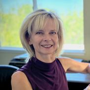 Krisztina Hatfield from Your Photos Forever - Professional Photo Organizer