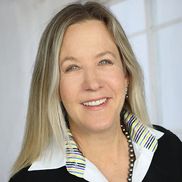 Lori Hoffman from Lori Hoffman Homes, Knoepfli + Associates Property Connection