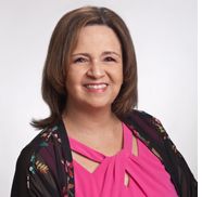 Rachel Perez from LUXE Title Services