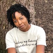 Niashani Washington from Mama Ohm Marketplace