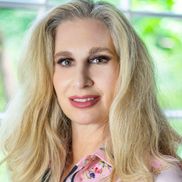 Maureen Gaige-Edwards from Ingennicom