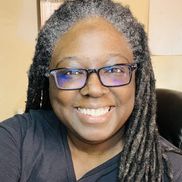 LaShae Dorsey from OMG Your Biz